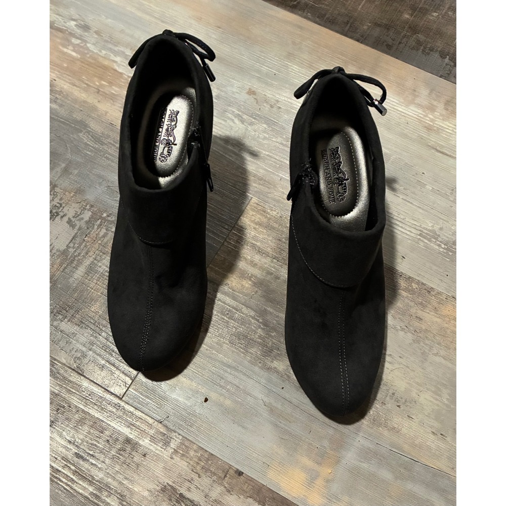 Coach and Four Womens Black Faux Suede Ankle Boots Block Heel Bow Back Size 9